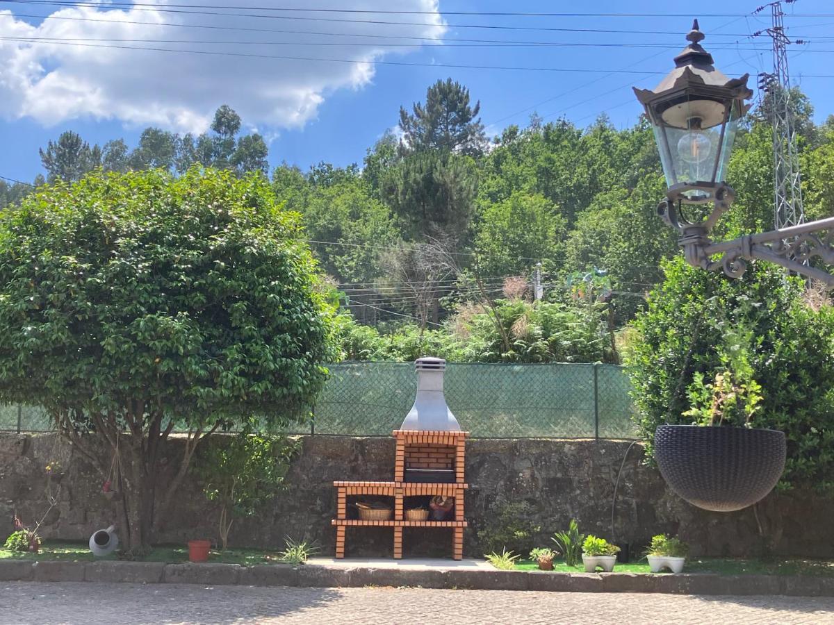 Bergui Guesthouse - Guimaraes Luaran gambar