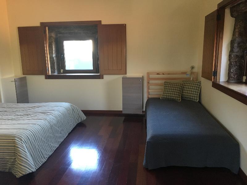 Bergui Guesthouse - Guimaraes Luaran gambar
